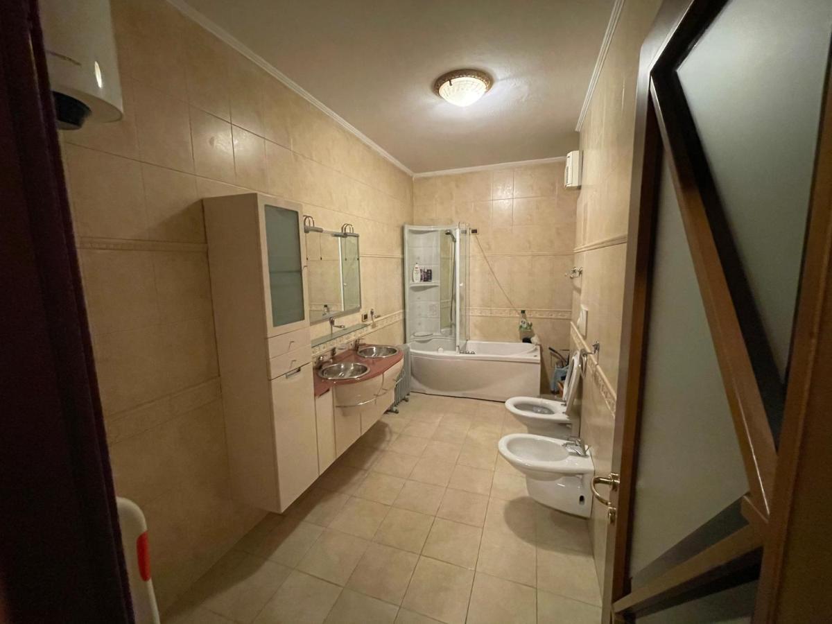 Mak Apartments Tirana Buitenkant foto